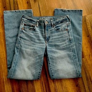 American eagle size 6 short favorite boyfriend jeans